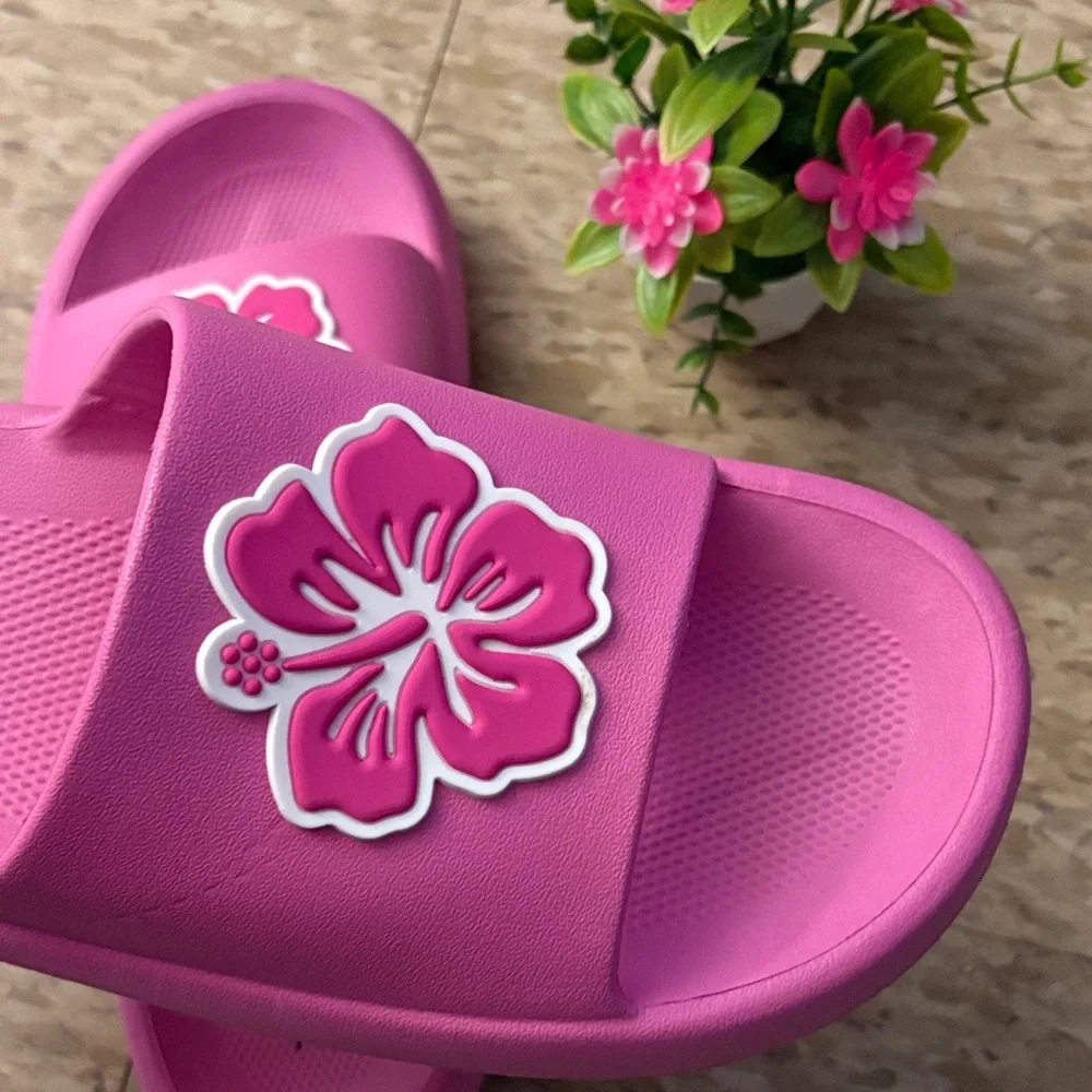 Havaianas Pink Hibiscus Women's Slippers - Picture 5 of 8